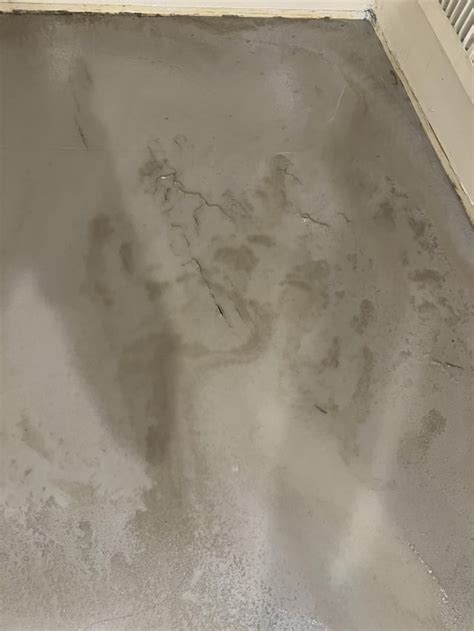 Self Leveling Compound Cracking