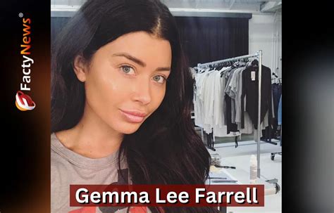 selfies lee farrell onlyfans