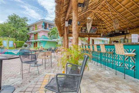 selina hostel cancun booking