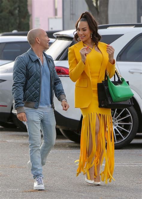 The Best Selling Sunset Amanza Smith Viral