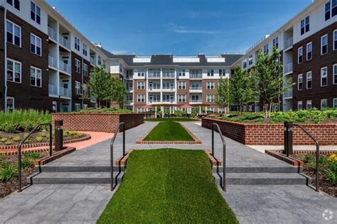 senior apartment rentals in fairfax va