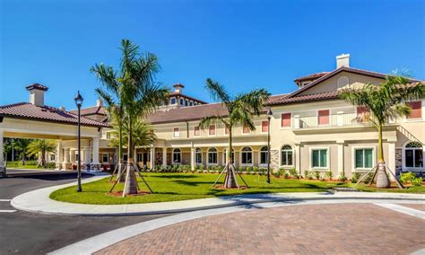 senior living communities in naples