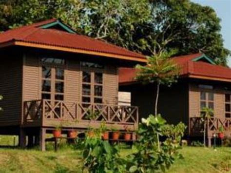 sepilok forest edge lodge