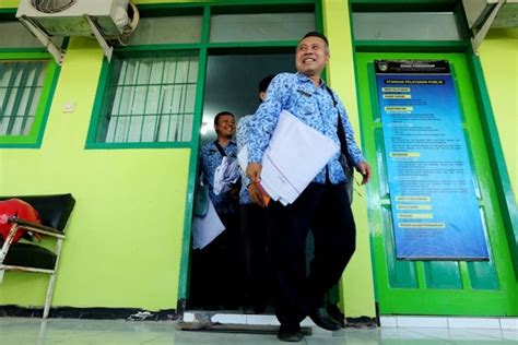 Penerimaan siswa baru Kota Kupang gunakan sistem daring ANTARA News