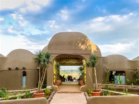 serena hotels kenya safari lodges