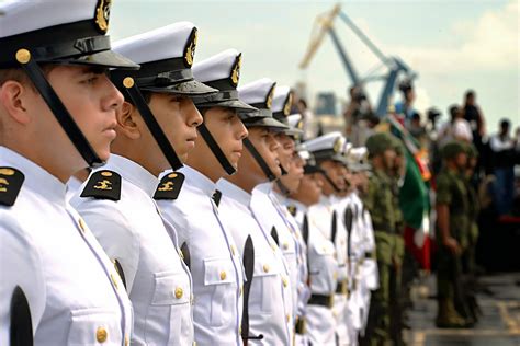 servicios de la marina