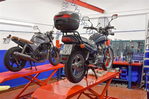 servicios de un taller de motos