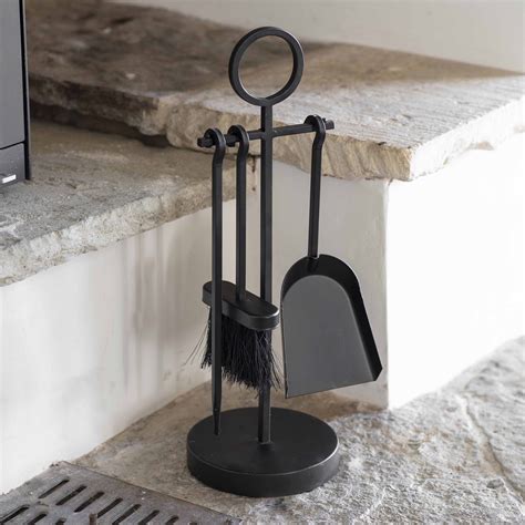 Les Avantages De L'utilisation D'un Serviteur De Cheminée