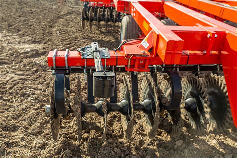 Setting Field Cultivator Depth