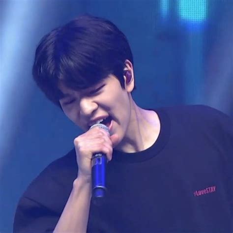 Seungmin Wallpaper Boyfriend Material Dark