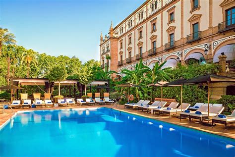 sevilla hoteles booking