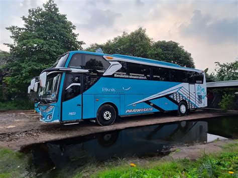 sewa bus pariwisata pilihan tepat untuk liburan anda