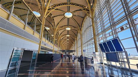 Unveil the Quickest Route: SFO to DCA Flight Secrets