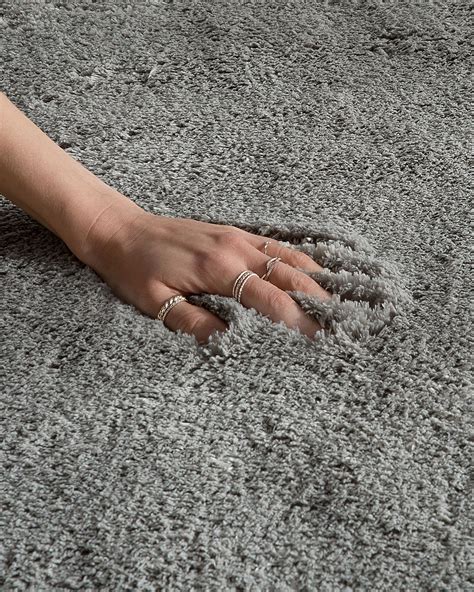 Teppich hellgrau 200 x 200 cm Shaggy EVREN Beliani.de