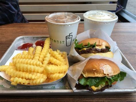 shake shack delivery st louis