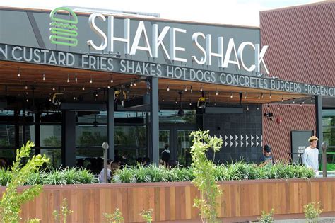shake shack locations coming soon