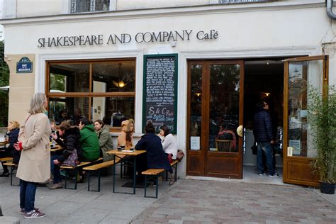 shakespeare and company paris cafe