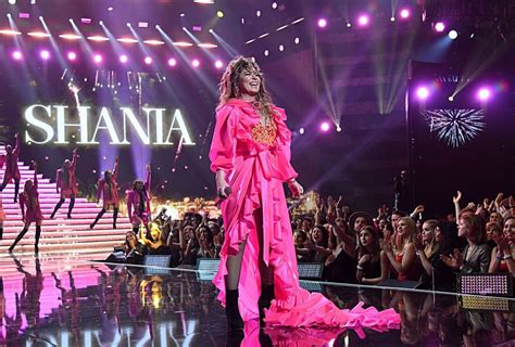 shania twain performance last night