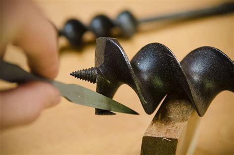 Sharpening Wood Auger Drill Bits