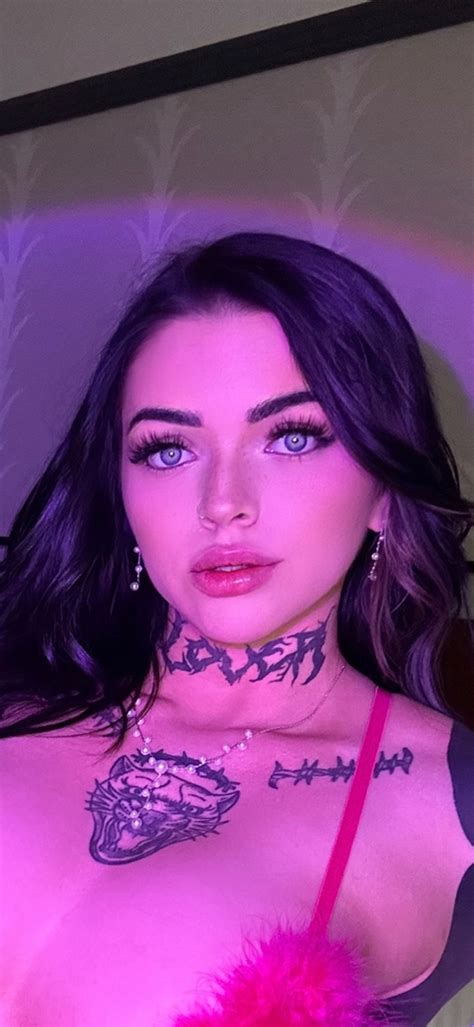 shaye violet onlyfans