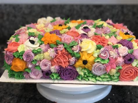 Delicious Sheet Cakes With Flowers: Adding A Touch Of Nature To Your Desserts