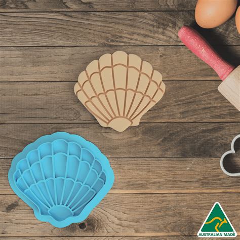 Shell Cookie Cutter And Stamp