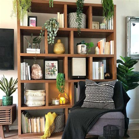 10+ Living Room Wall Shelf Decor Ideas