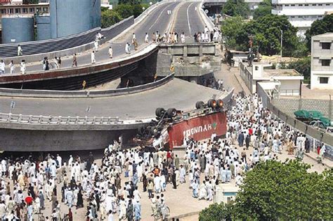 sher shah bridge collapse