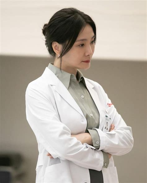 shim hye jin dr romantic 1