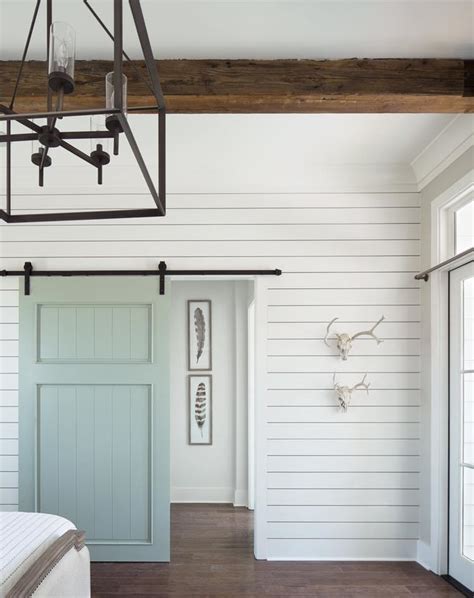 Unique ways to decorate with shiplap