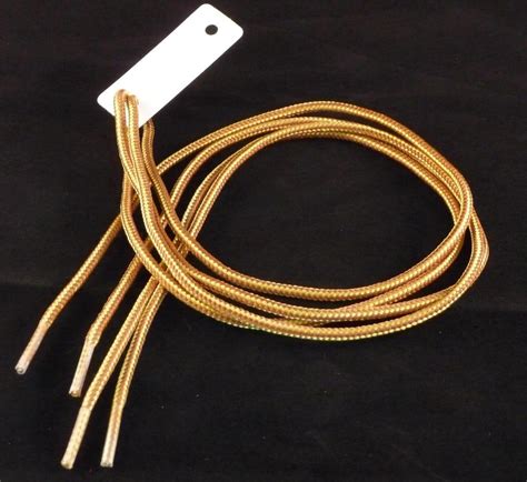 Shoe Strings Dollar General