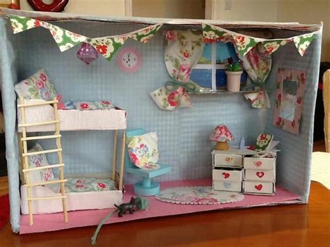 Dorm room ideas ) I like how their is a place for shoe