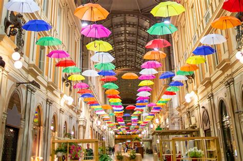 shopping in genoa italy