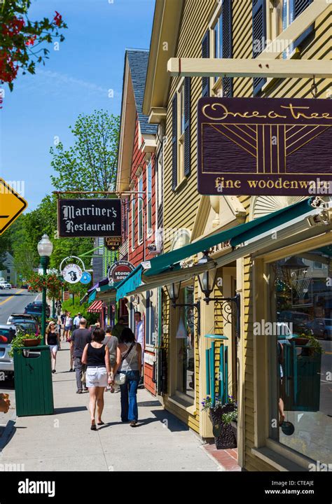 shops in camden maine