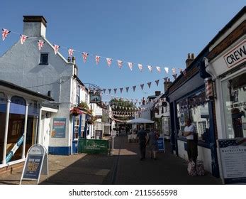 shops in hythe hants