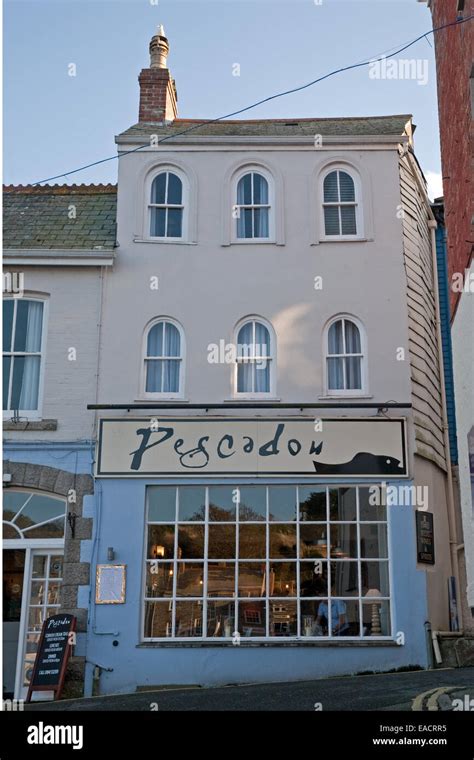 shops in padstow cornwall