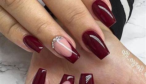 Short Coffin Acrylic Nails Maroon , Red