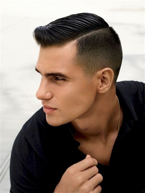 25 Trendy Short Haircut for Men with Highlight in 2021