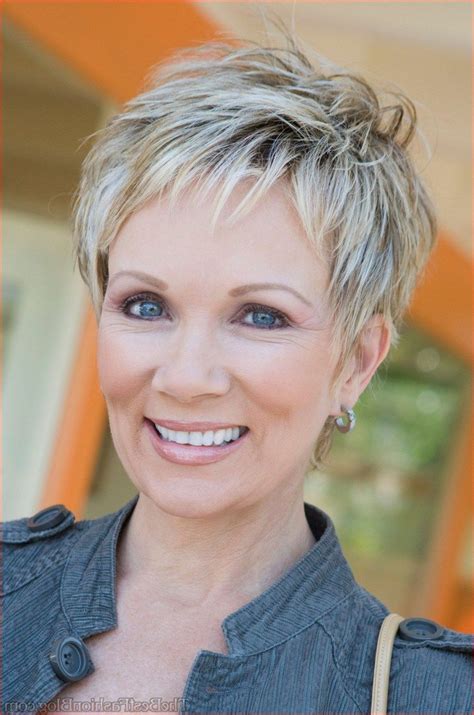 Fresh Short Hairstyles For Fine Hair And Round Face Over 60 For New Style