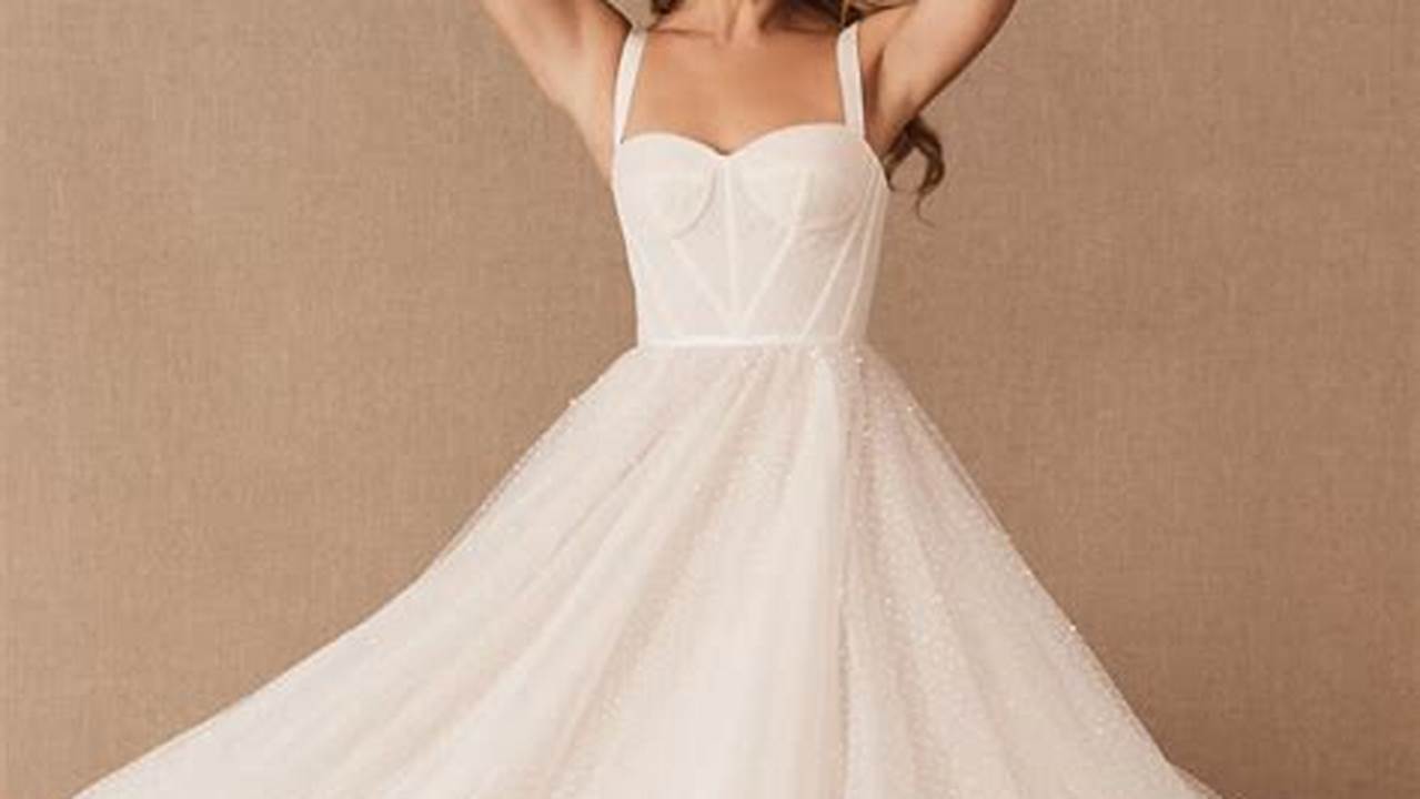 How to Look Chic and Confident in a Short Wedding Dress: Tips and Inspiration