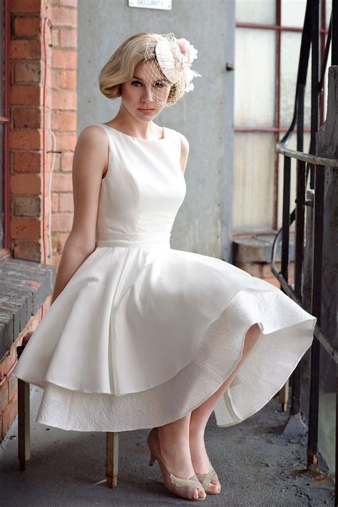 Blouson Wedding Dress Short / Wedding Dresses For Short Brides