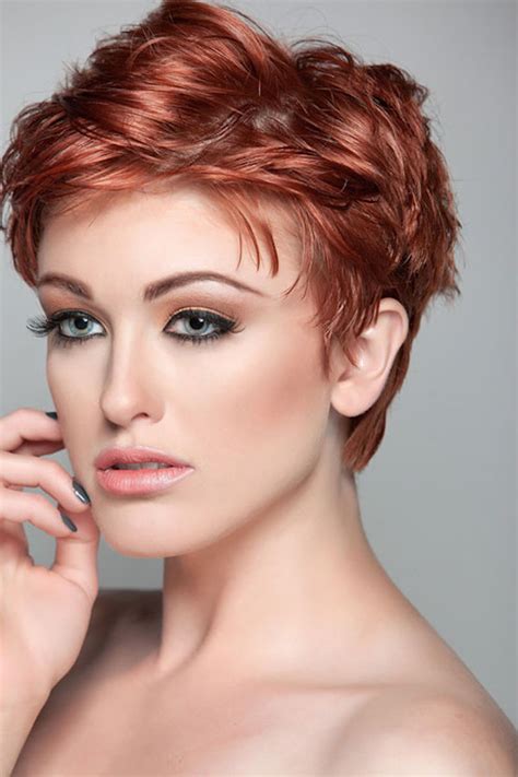 Pixie Cut hair styles for oval faces