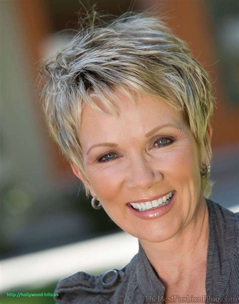  79 Stylish And Chic Short Haircuts For Thin Hair Over 60 For Short Hair