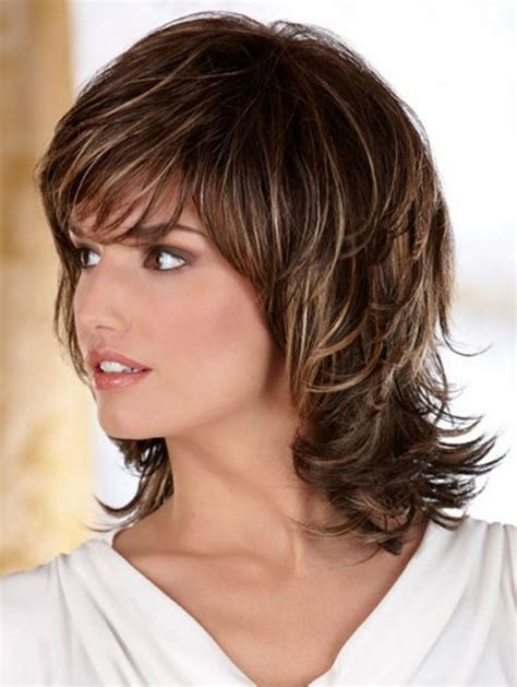 Stunning Short Shag Hairstyles With Simple Style