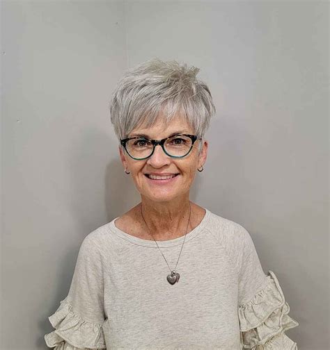  79 Ideas Short Wash And Wear Haircuts For Over 60 With Glasses With Simple Style