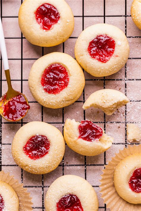 Shortbread Cookie With Jam