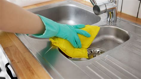 How to remove sink stains without bleach Lemon Grove Lane