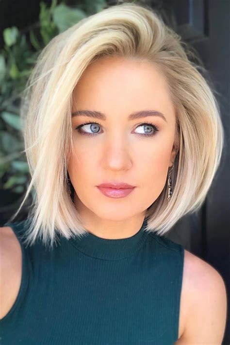 shoulder length bob haircut for thin hair to look thicker