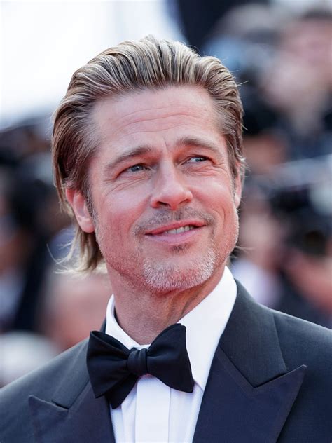 show me pictures of brad pitt
