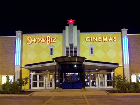 showbiz theater in marble falls